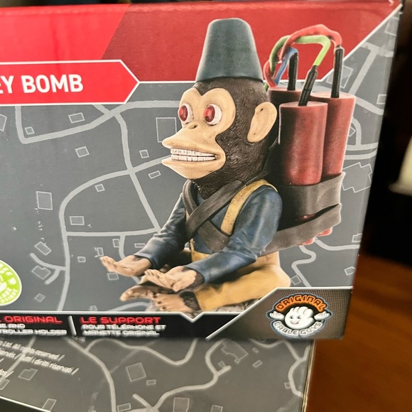 Call of Duty Monkey Bomb Controller and Phone holder NEW - Picture 3 of 7